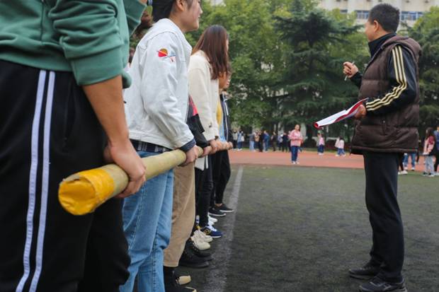 https://news.chubantoutiao.cn/__local/6/11/3F/EA0107E5BDD6C53F2830F385C8D_012FEC36_4900E.jpg