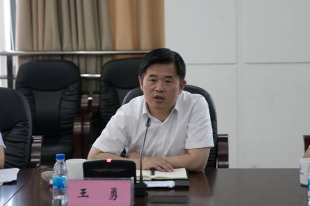 http://news.chubantoutiao.cn/__local/2/48/E4/BD12C25490E20BD6C46DAFBAA1F_8E7BFB85_1EF58.jpg