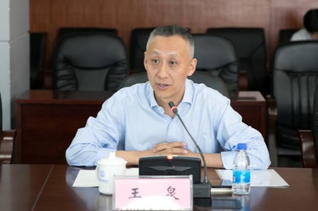 http://news.chubantoutiao.cn/__local/A/CF/17/5D506EAD8730A327BDB15B2F53F_D7BDE958_24E9C.jpg