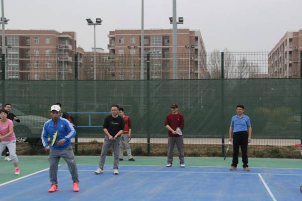 http://news.chubantoutiao.cn/__local/B/CC/63/AF239DB4E1D0065CE7DD00CAEF5_28CF3D3D_37F06.jpg